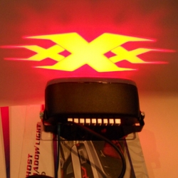 XXX,Тень логотипа XXX,Подсветка днища с логотипом XXX,Проекция логотипа авто под бампер XXX,Проектор логотипа XXX,Подсветка машины с логотипом XXX 