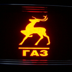 ГАЗ/GAZ,Тень логотипа GAZ,Подсветка днища с логотипом GAZ,проекция логотипа авто под бампер GAZ,проектор логотипа GAZ,подсветка машины с логотипом GAZ