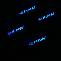 накладки на пороги с подсветкой FAW,светящиеся накладки на пороги FAW,светодиодные накладки на пороги FAW,светодиодные накладки на пороги авто FAW,накладки на пороги FAW,декоративные накладки FAW