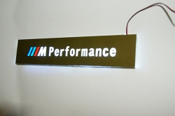 Накладки на пороги с подсветкой BMW E34 зеркальное золото
