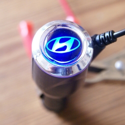 зарядка для телефона с логотипом hyundai зарядка для телефона с логотипом автомобиля