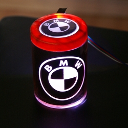 Пепельница с подсветкой логотипа BMW,автомобильная пепельница с логотипом BMW,пепельница BMW,пепельница с подсветкой BMW,светящаяся пепельница BMW,пепельница автомобильная с подсветкой BMW,светящаяся пепельница с логотипом BMW