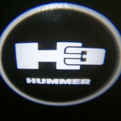 Подсветка логотипа в двери HUMMER,подсветка дверей с логотипом HUMMER,Штатная подсветка HUMMER,подсветка дверей с логотипом авто HUMMER,светодиодная подсветка логотипа HUMMER в двери,Лазерные проекторы HUMMER в двери,Лазерная подсветка HUMMER