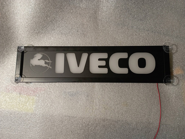 Светящаяся неоновая табличка для грузовика Ivec