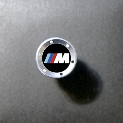 прикуриватель с логотипом авто BMW M,Прикуриватель с логотипом автомобиля BMW M,прикуриватель с логотипом авто BMW M,Прикуриватель с подсветкой автомобиля BMW M,Светодиодный прикуриватель с логотипом BMW M