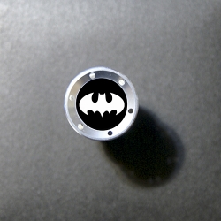 прикуриватель с логотипом авто Batman,Прикуриватель с логотипом автомобиля Batman,прикуриватель с логотипом авто Batman,Прикуриватель с подсветкой автомобиля Batman,Светодиодный прикуриватель с логотипом Batman