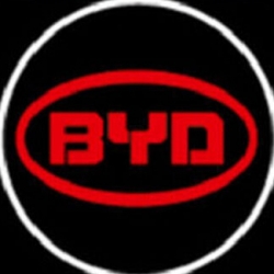 Подсветка логотипа в двери BYD,подсветка дверей с логотипом BYD,Штатная подсветка BYD,подсветка дверей с логотипом авто BYD,светодиодная подсветка логотипа BYD в двери,Лазерные проекторы BYD в двери,Лазерная подсветка BYD
