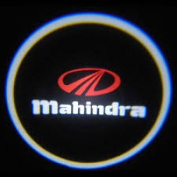  Подсветка логотипа в двери Mahindra,подсветка дверей с логотипом Mahindra,Штатная подсветка Mahindra,подсветка дверей с логотипом авто Mahindra,светодиодная подсветка логотипа Mahindra в двери,Лазерные проекторы Mahindra в двери,Лазерная подсветка Mahind