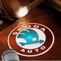 Подсветка логотипа в двери SKODA,подсветка дверей с логотипом SKODA,Штатная подсветка SKODA,подсветка дверей с логотипом авто SKODA,светодиодная подсветка логотипа SKODA в двери,Лазерные проекторы SKODA в двери,Лазерная подсветка SKODA