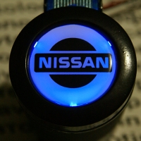 Пепельница с подсветкой логотипа NISSAN,подсветка логотипа пепельница NISSAN