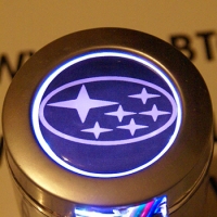 Пепельница с подсветкой логотипа Subaru,автомобильная пепельница Subaru с подсветкой,подсветка логотипа пепельница Subaru,пепельница с подсветкой Subaru,светящаяся пепельница Subaru,пепельница автомобильная с подсветкой Subaru,светящаяся пепельница с лого