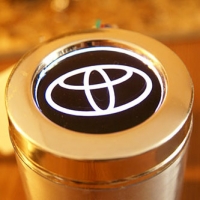 Пепельница с подсветкой логотипа Toyota