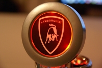 Пепельница с подсветкой логотипа LAMBORGHINI,автомобильная пепельница LAMBORGHINI с подсветкой,подсветка логотипа пепельница LAMBORGHINI,пепельница с подсветкой LAMBORGHINI,светящаяся пепельница LAMBORGHINI,пепельница автомобильная с подсветкой LAMBORGHIN