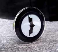 Беспроводная зарядка для телефона и мобильных устройств Batman (Betmen)