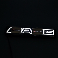 Светящийся передний логотип MERCEDES AMG