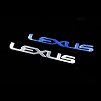 Накладки на пороги с подсветкой Lexus