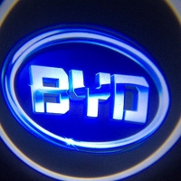 Беспроводная подсветка дверей с логотипом BYD 3D